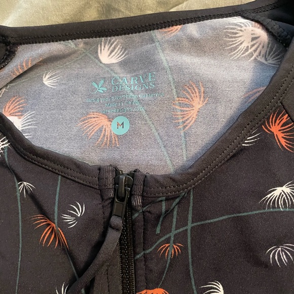 Carve Designs Black and Orange Floral  Rash Guard/Sun Shirt - Picture 2 of 2